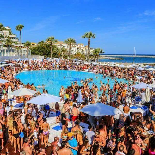 Casa Puerto Banus Acomodação com café da manhã  *